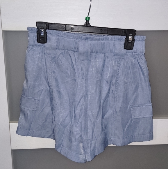 NWOT Le Lis Sky Blue Women's Cargo Shorts - Picture 2 of 5